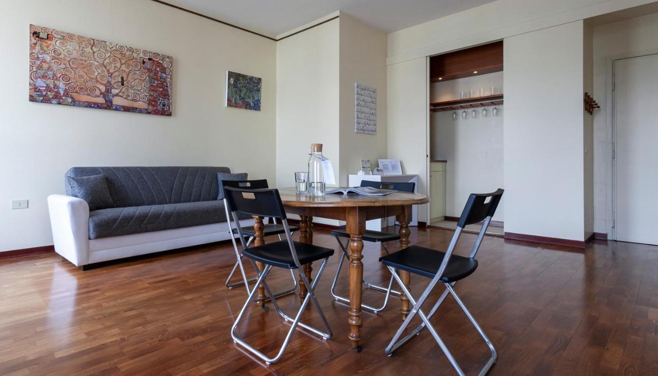Apartamento Italianway-Santo Stefano 5 Milán Exterior foto